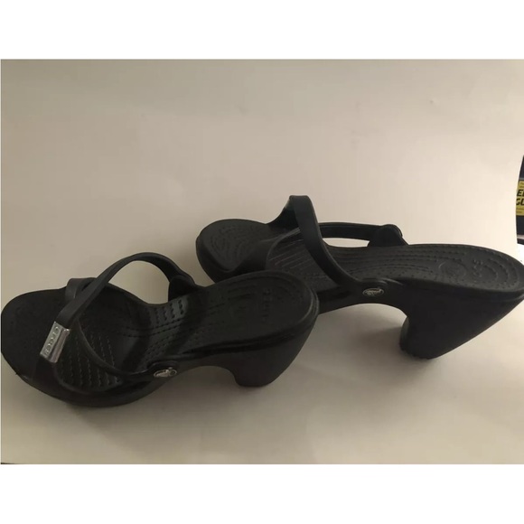 Crocs Cyprus Heel Strappy Platform Sandal Women's 8 Black Slip On Comfort Shoes - Picture 1 of 5